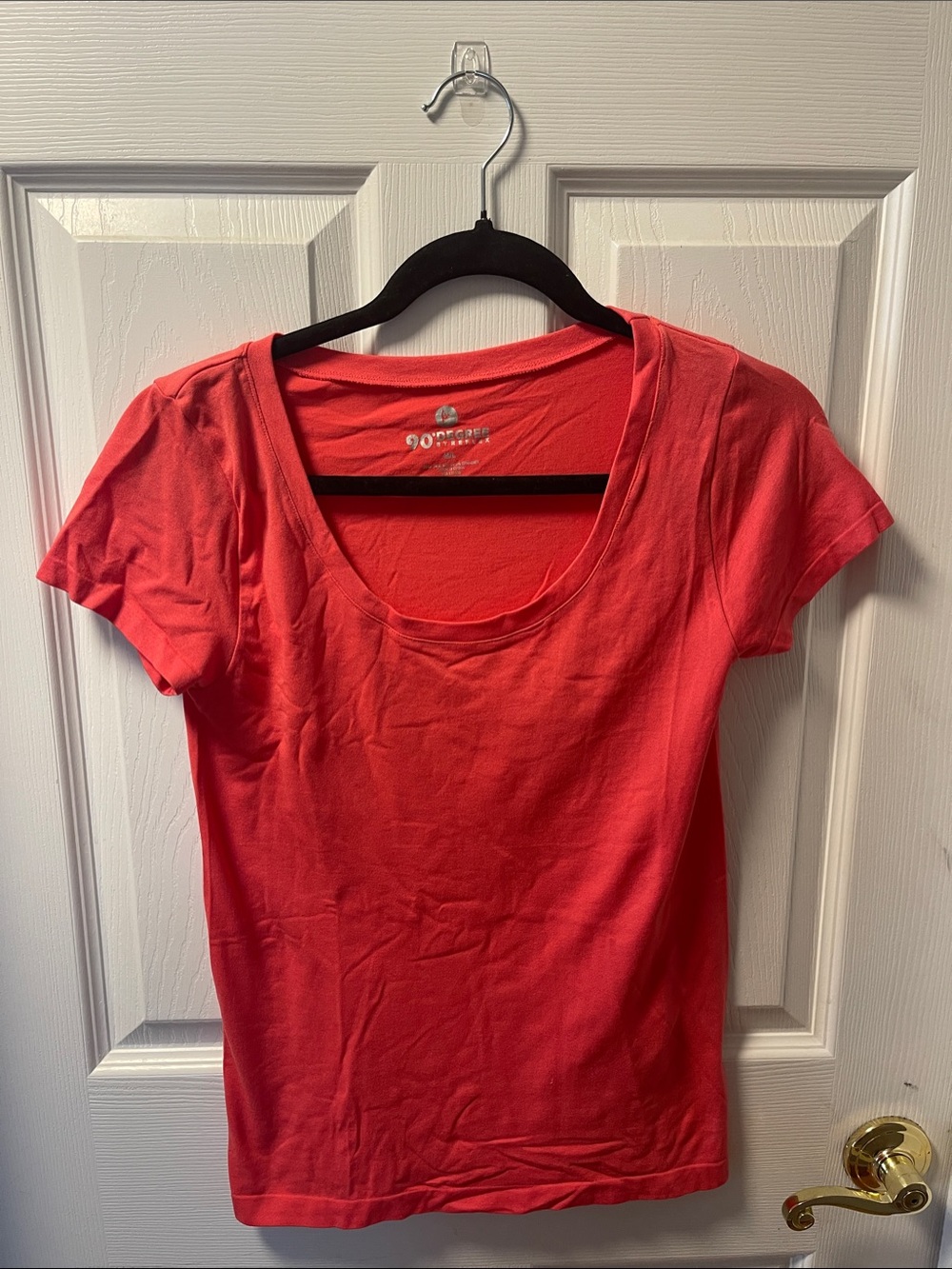 90 Degree by Reflex Coral Scoop Neck Short Sleeve Tee M/L